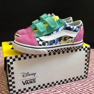 Vans Old Skool V Disney 80s Mickey